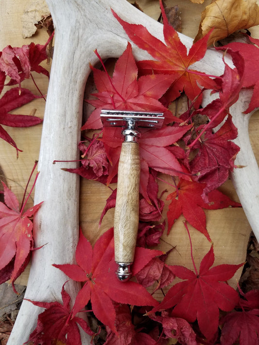 Artisan classic double edge razor made from myrtlewood