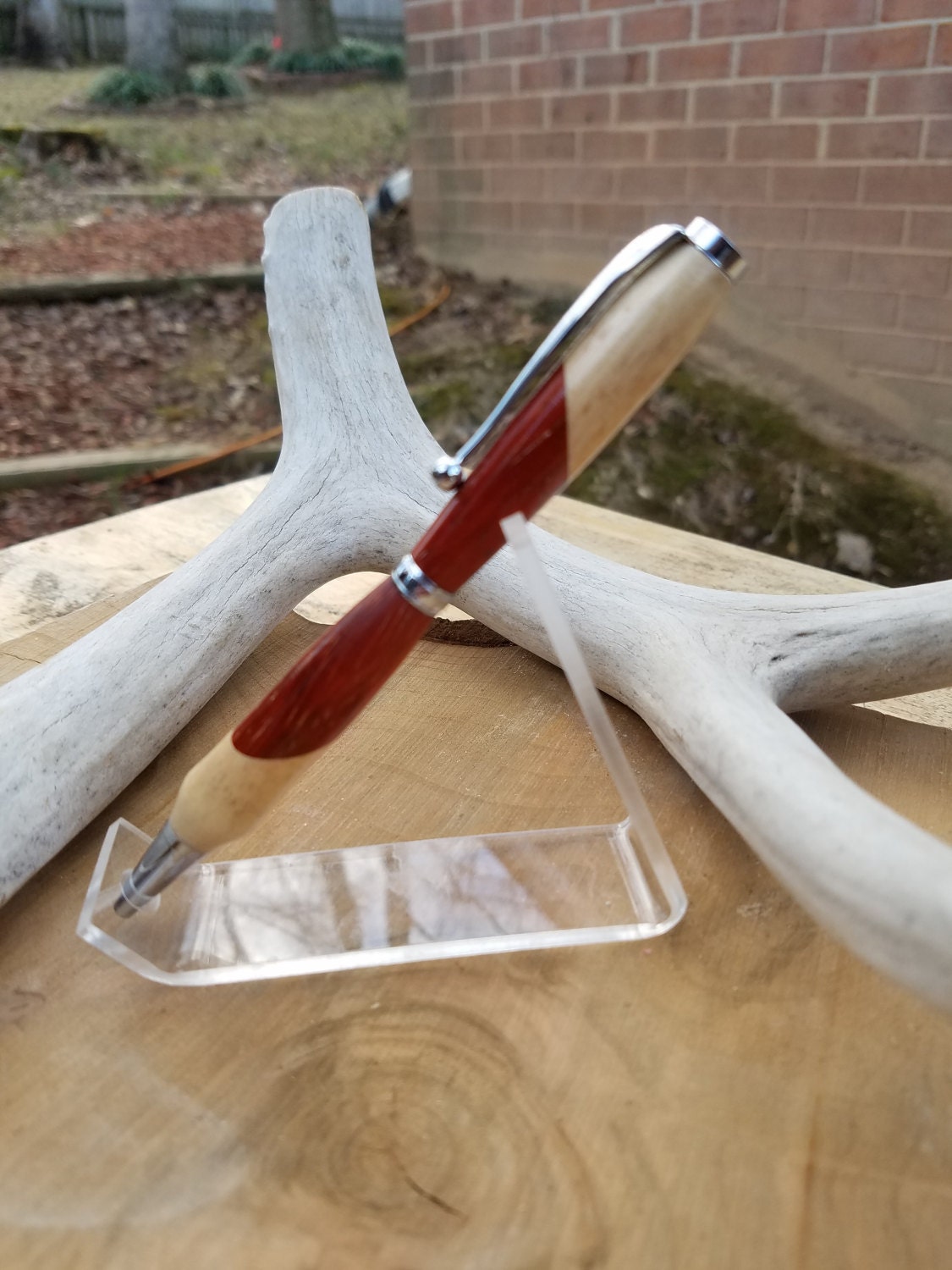 Slimline twist pen made from maple and padauk