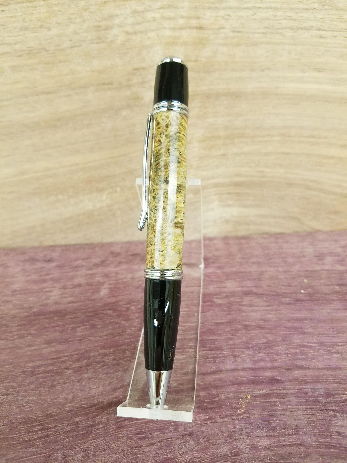 Gatsby grande pen made from stabilized dyed black ash burl