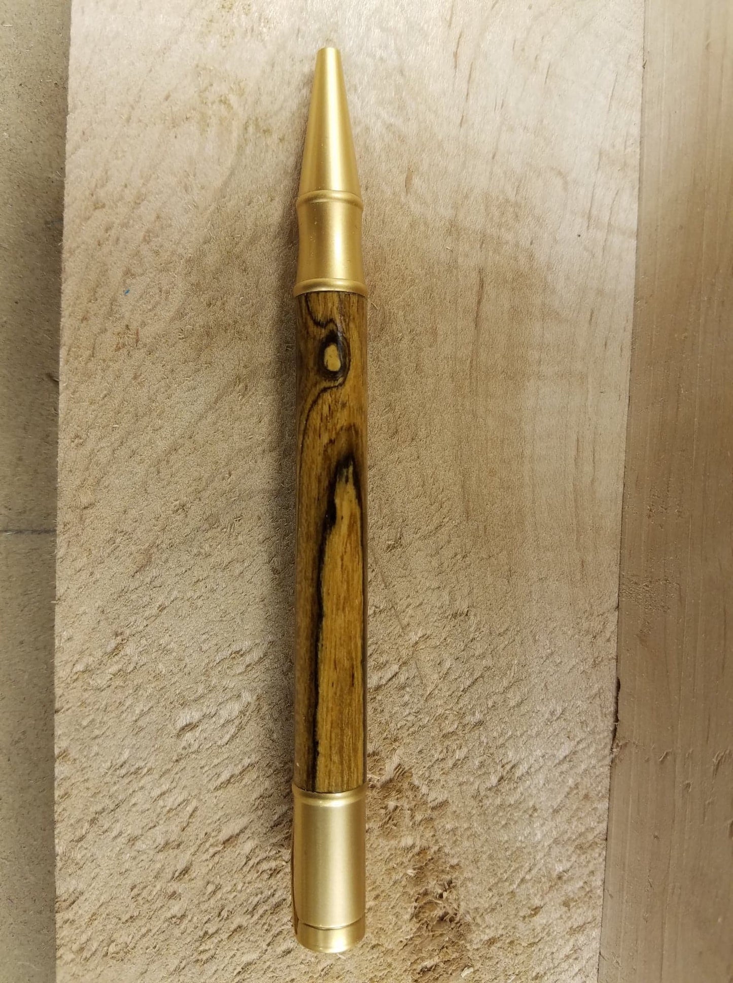 24 Kt Cosmopolitan twist pen made from Bocote