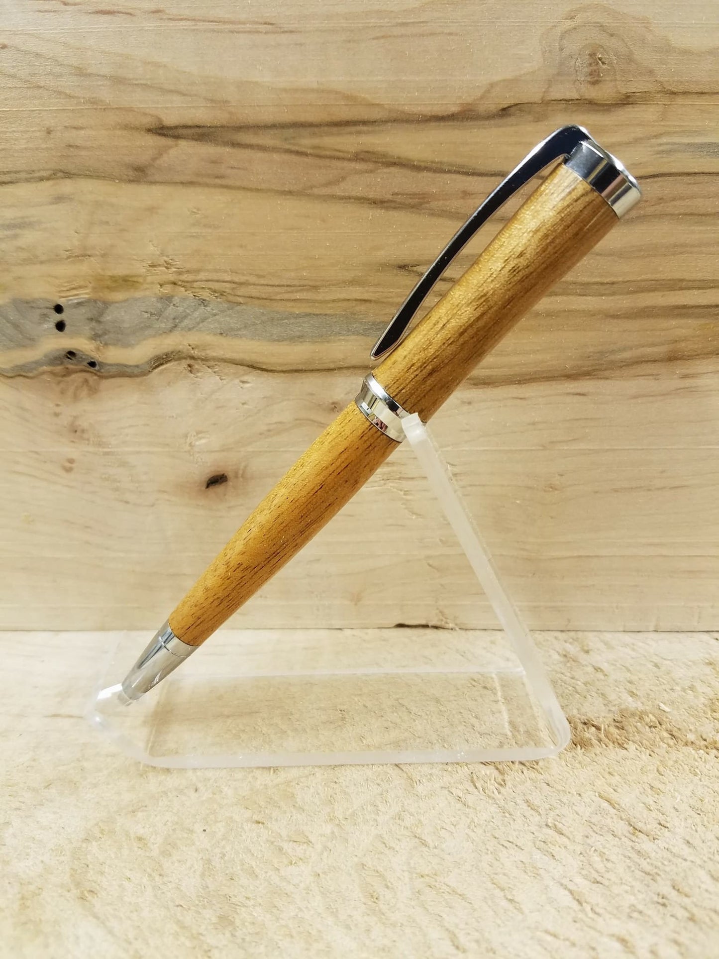 Concava pen made from English Yew wood