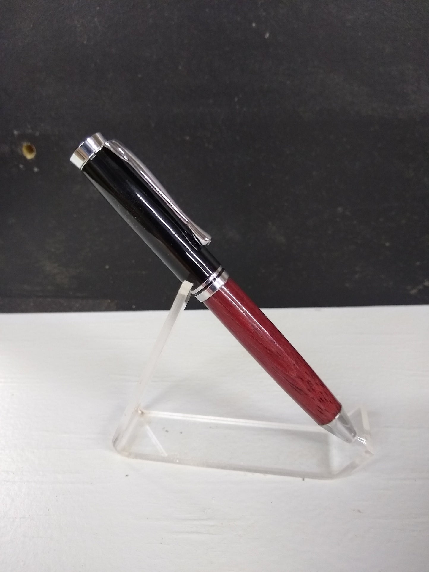 Classic Oxford twist pen made from beautiful purpleheart wood