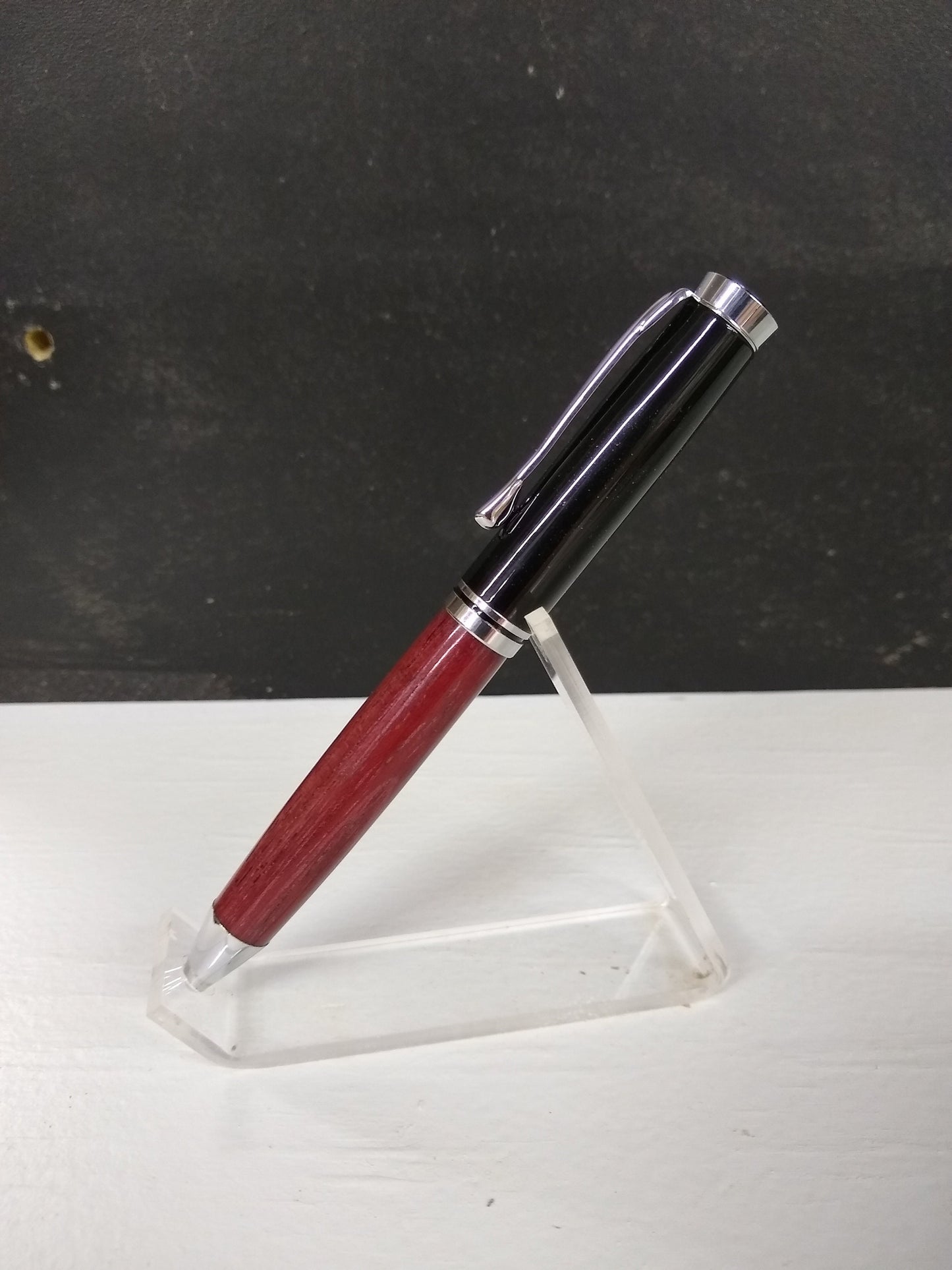 Classic Oxford twist pen made from beautiful purpleheart wood