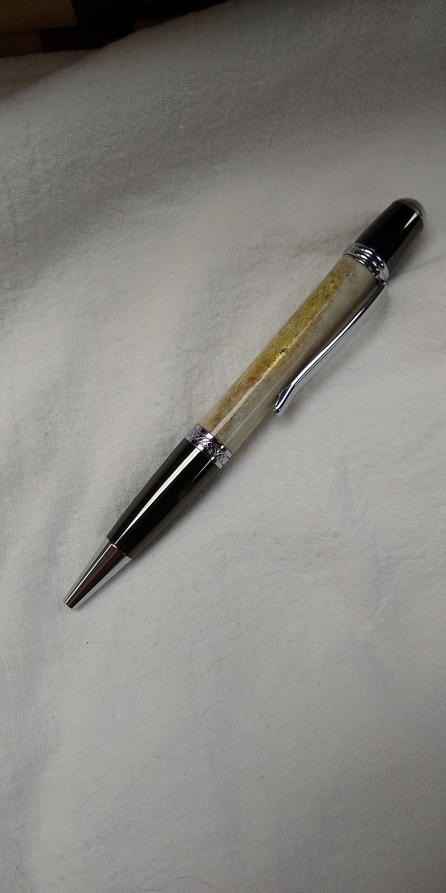 Artisan Classica pen made from white tail deer antler