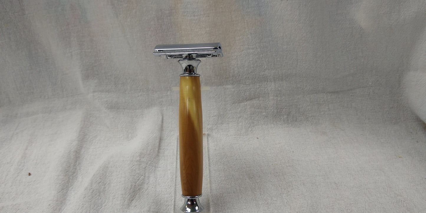 Double Edge Safety Razor made from English Yew wood