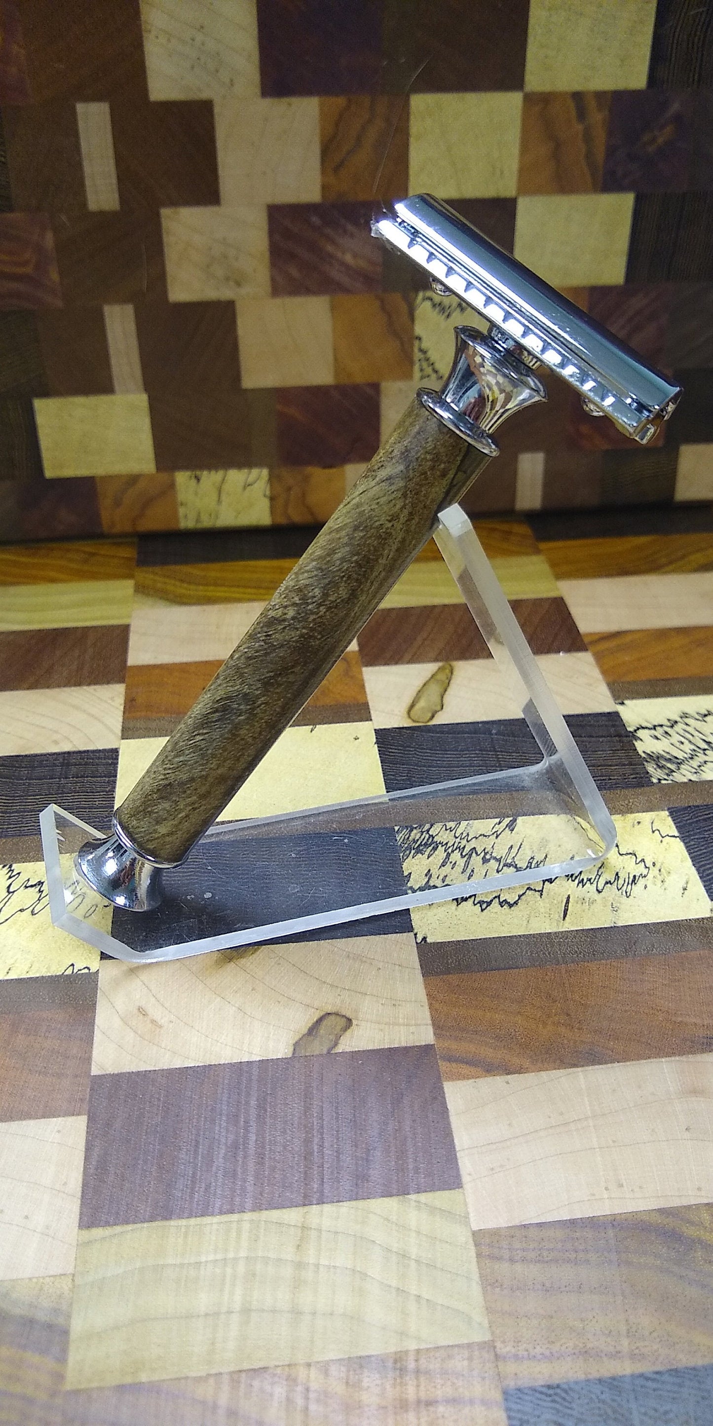 Double edge Safety Razor made from dyed, stabilized spalted maple