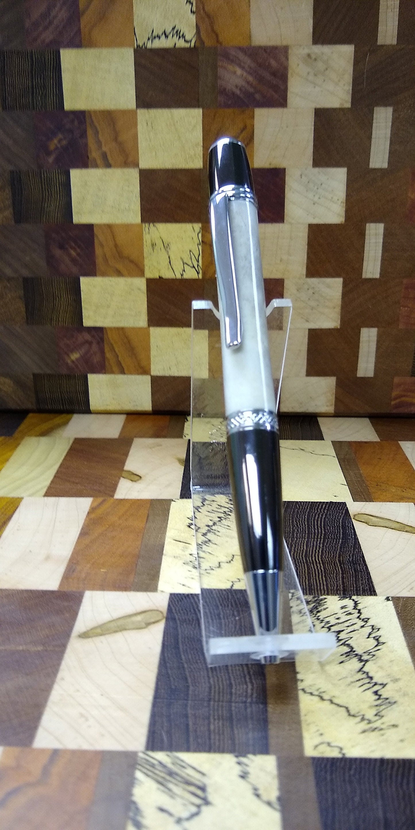 Artisan Classica pen made from white tail deer antler