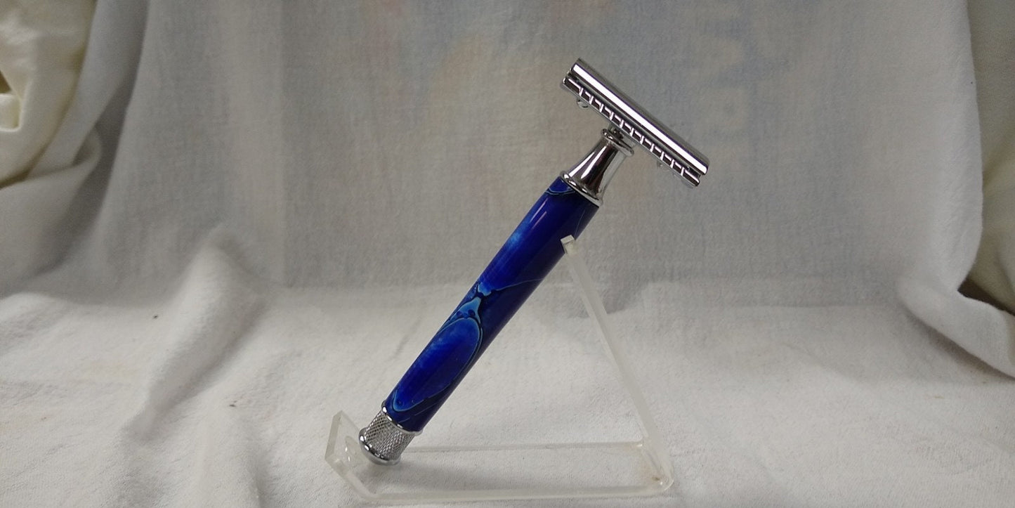 Knurled double edge safety razor made from unique blue acrylic