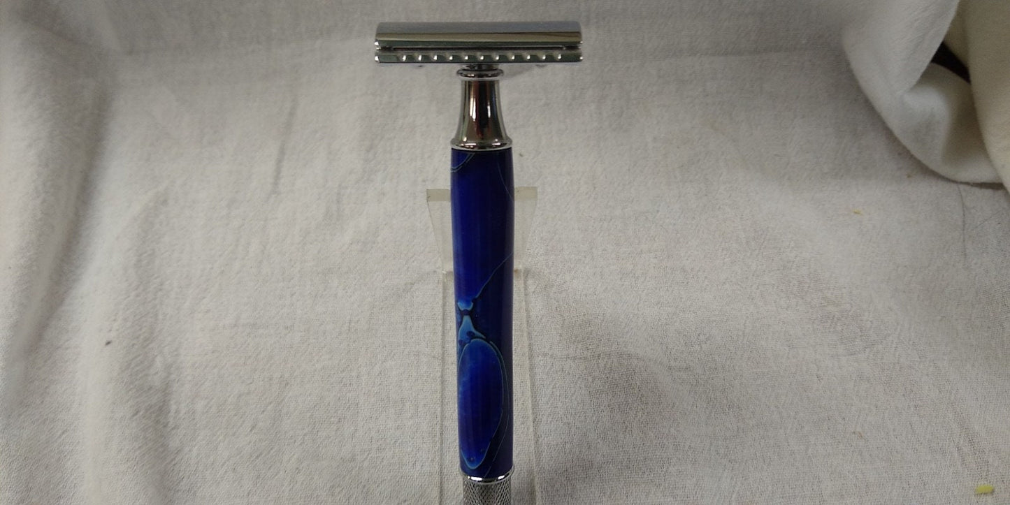 Knurled double edge safety razor made from unique blue acrylic