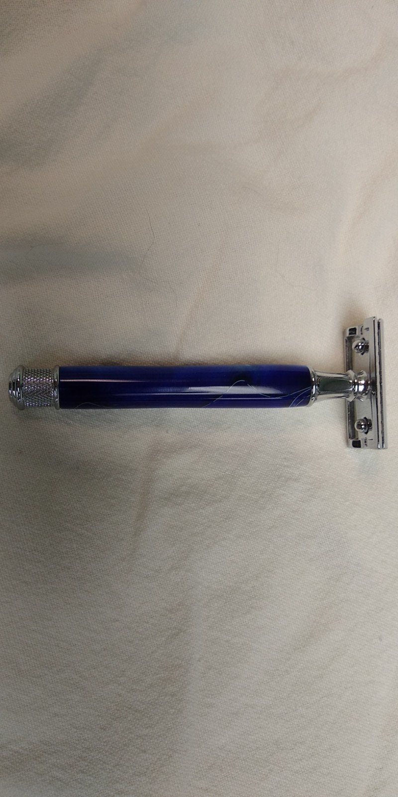 Knurled double edge safety razor made from unique blue acrylic