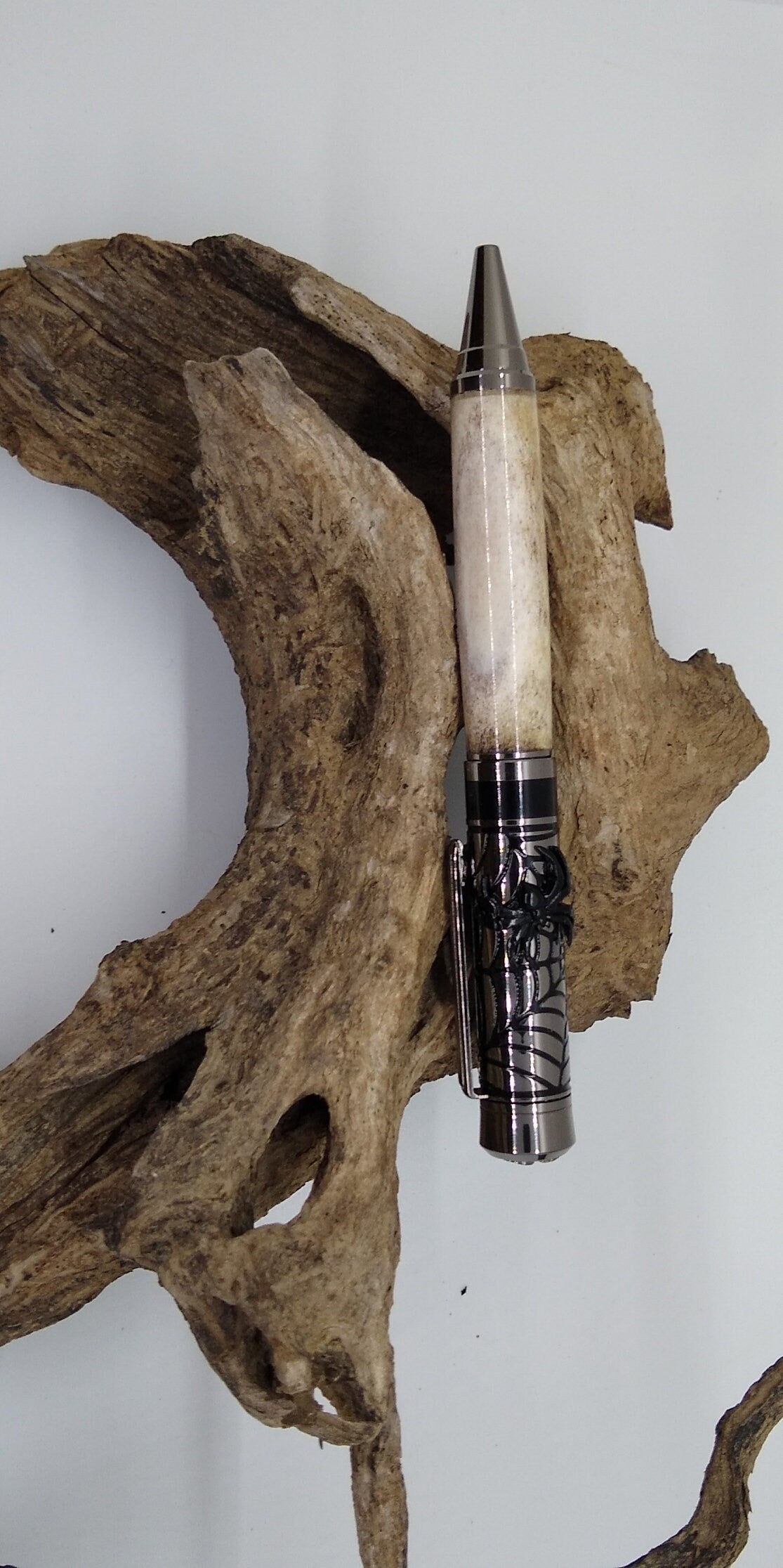 Spider Pen made from White tail deer antler