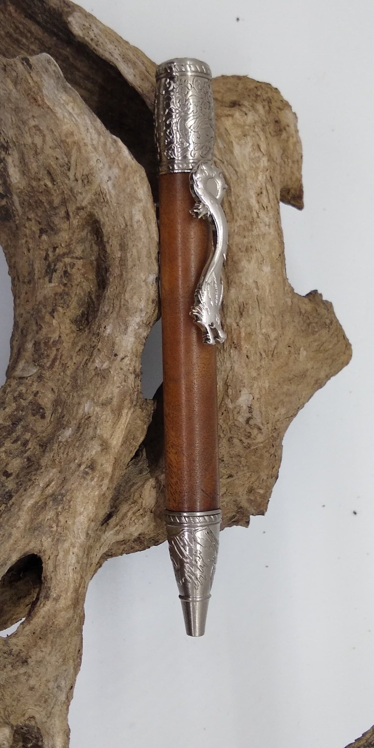 Dragon Kunlun Pen made from Coolibah burl